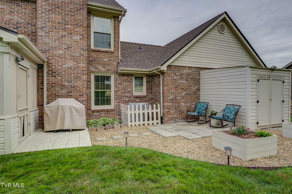 Photo #5: 719 Valley Drive