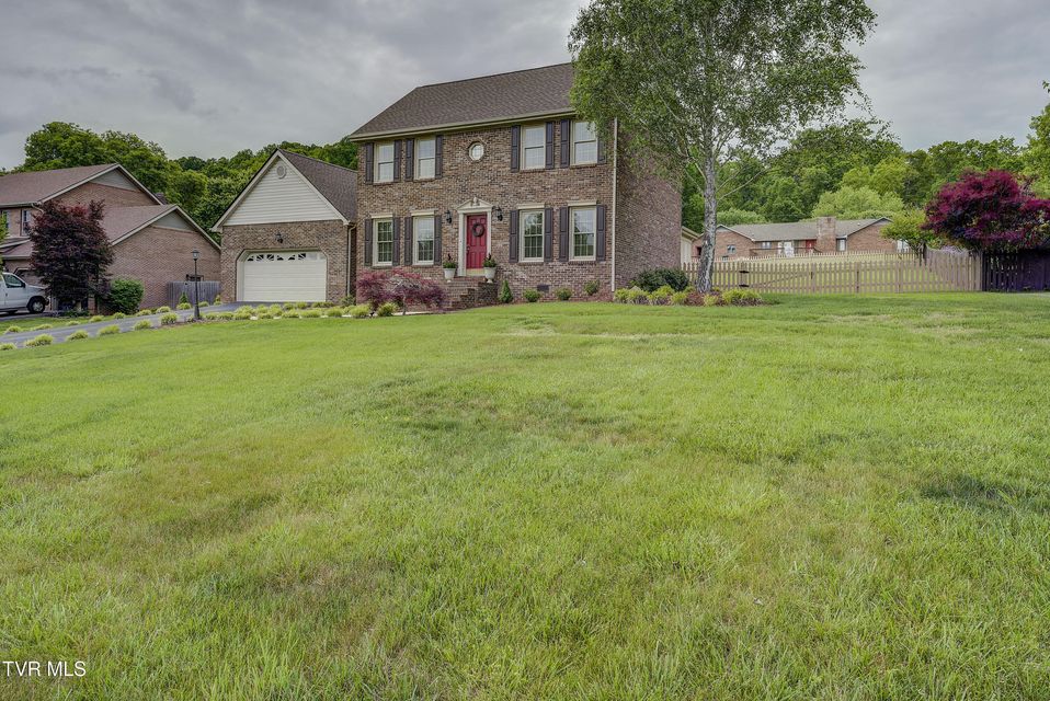 Photo #3: 719 Valley Drive