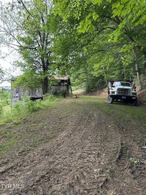 Photo #6: Tbd Heritage North Road