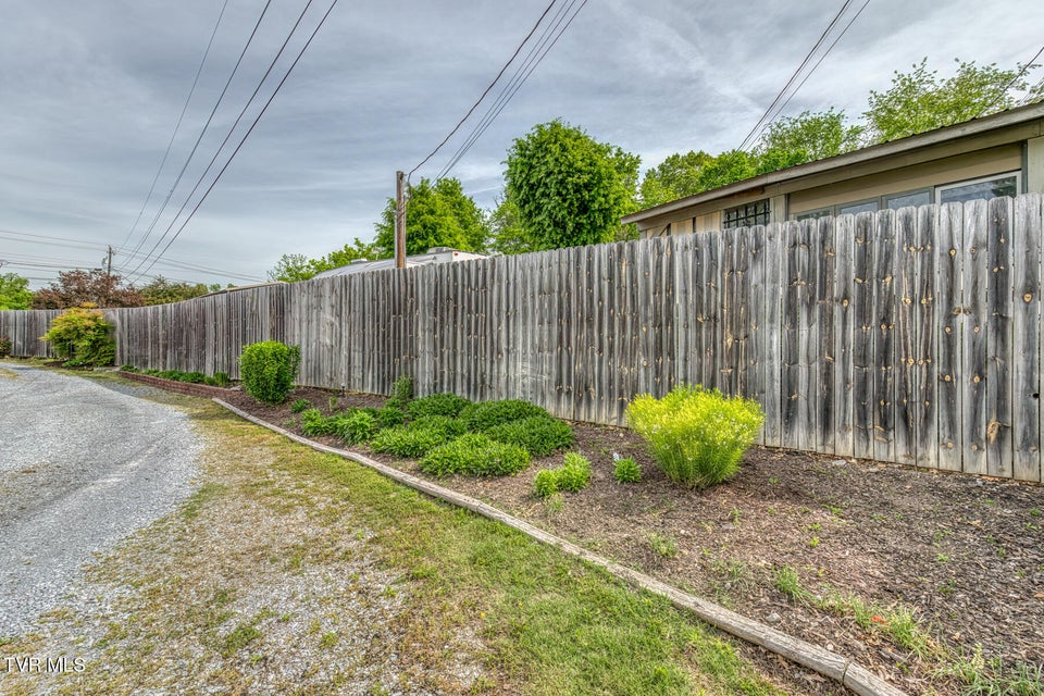 Photo #62: 629 Buffalo Road