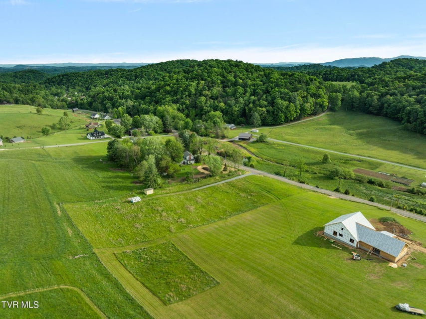 Photo #12: 736 Laurels Road