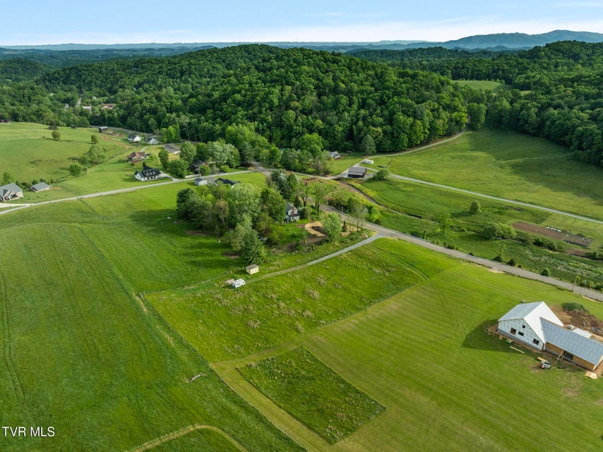 Photo #18: 736 Laurels Road