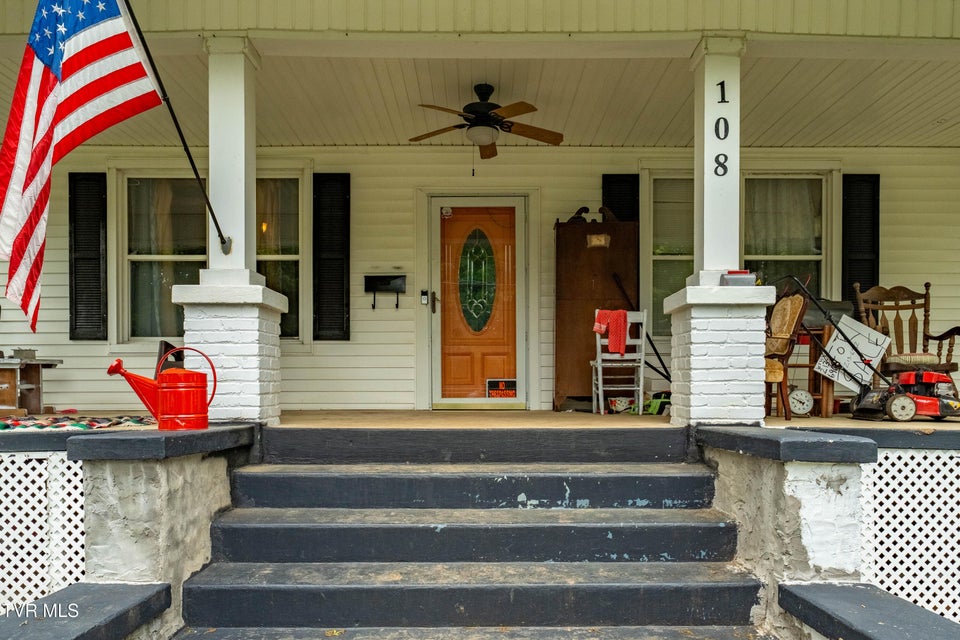 Photo #4: 108 W G Street