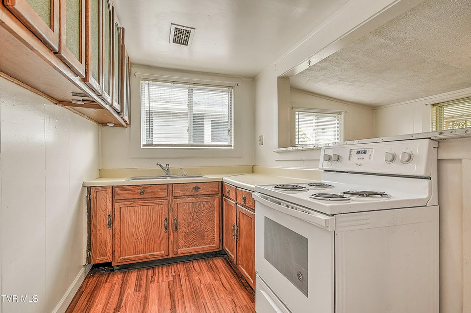 Photo #22: 1835 Highland Street