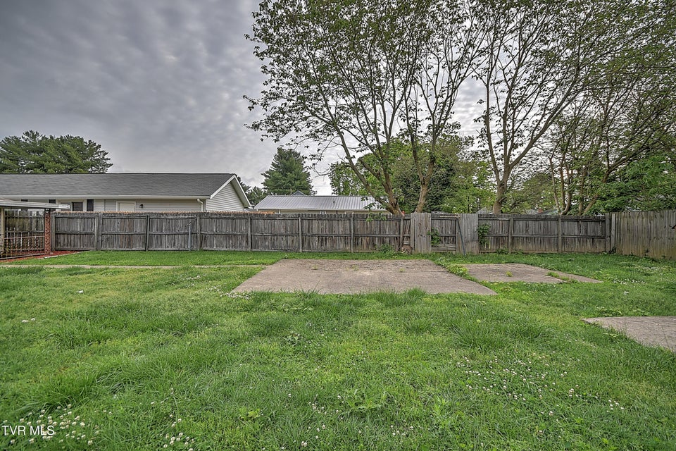 Photo #33: 1835 Highland Street