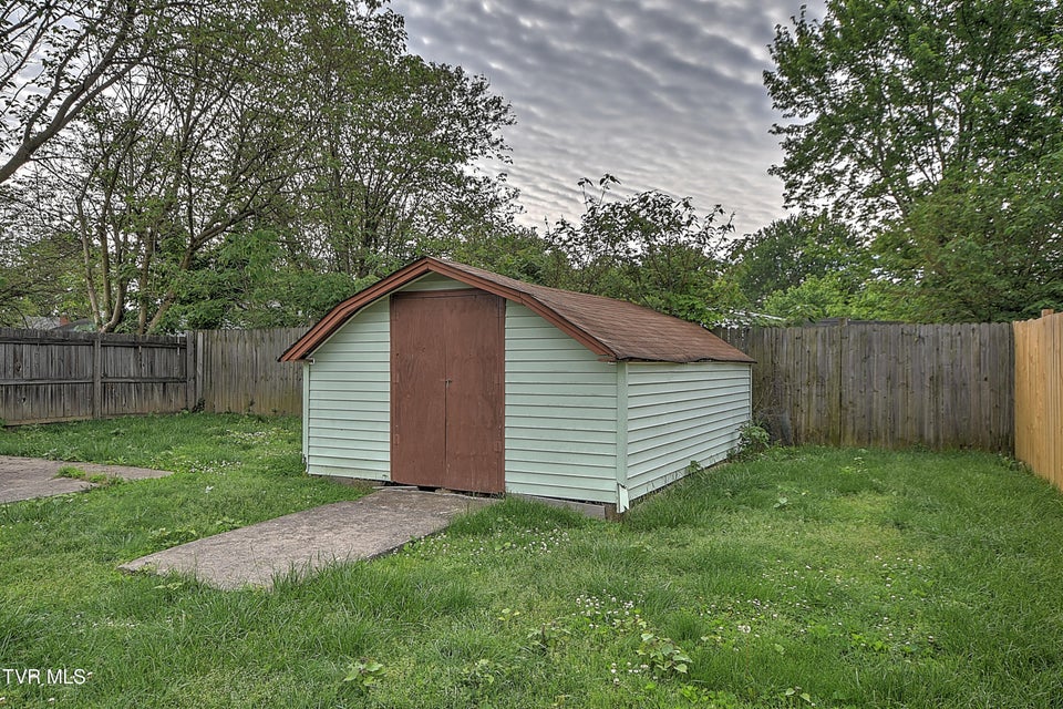 Photo #34: 1835 Highland Street