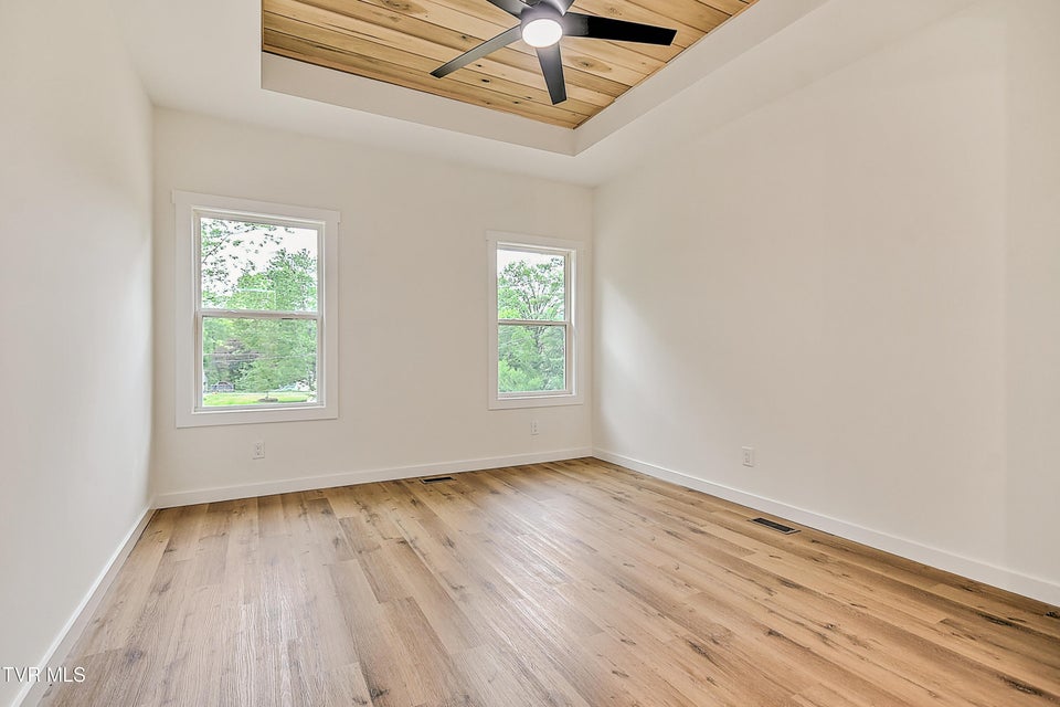 Photo #28: 425 Arlington Avenue