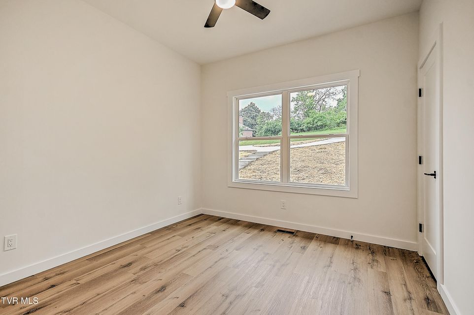 Photo #34: 425 Arlington Avenue