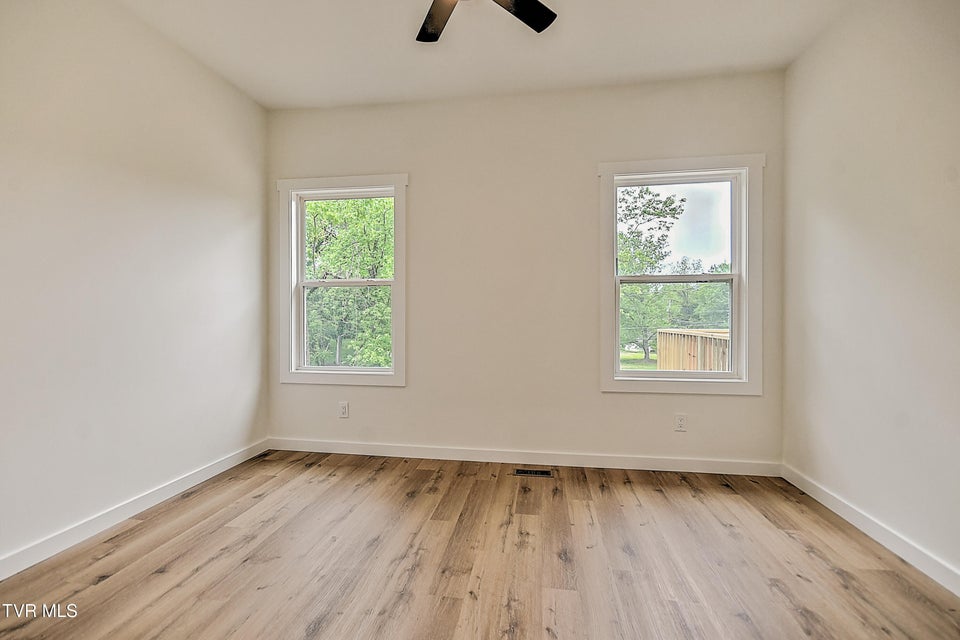 Photo #38: 425 Arlington Avenue