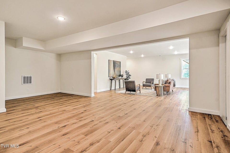 Photo #54: 425 Arlington Avenue