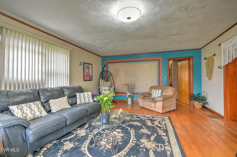 Photo #22: 201 Dover Avenue