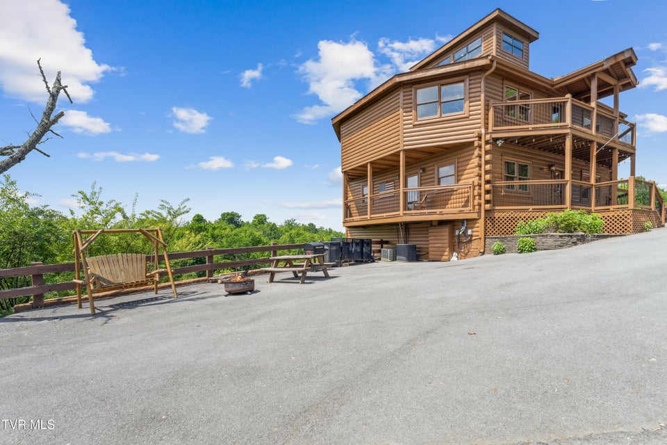 Photo #2: 2083 Kerr Rd 