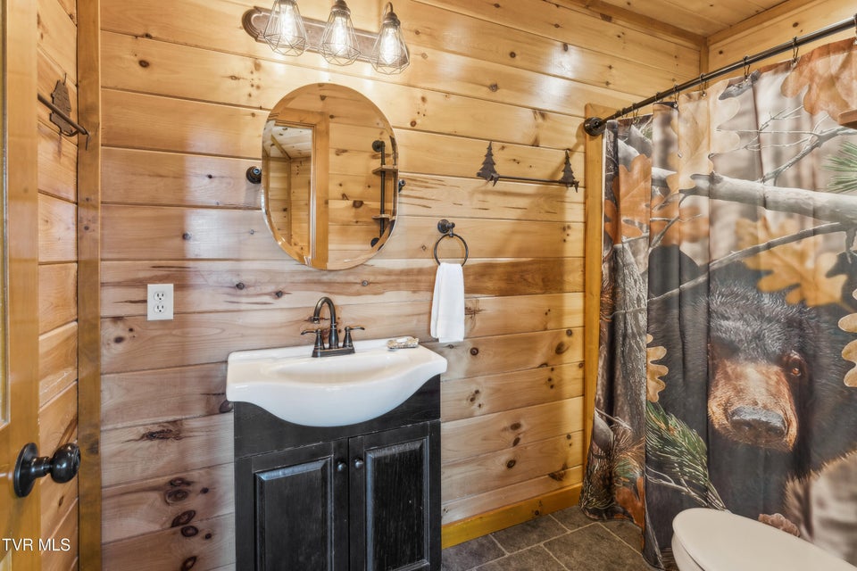 Photo #27: 2083 Kerr Rd 