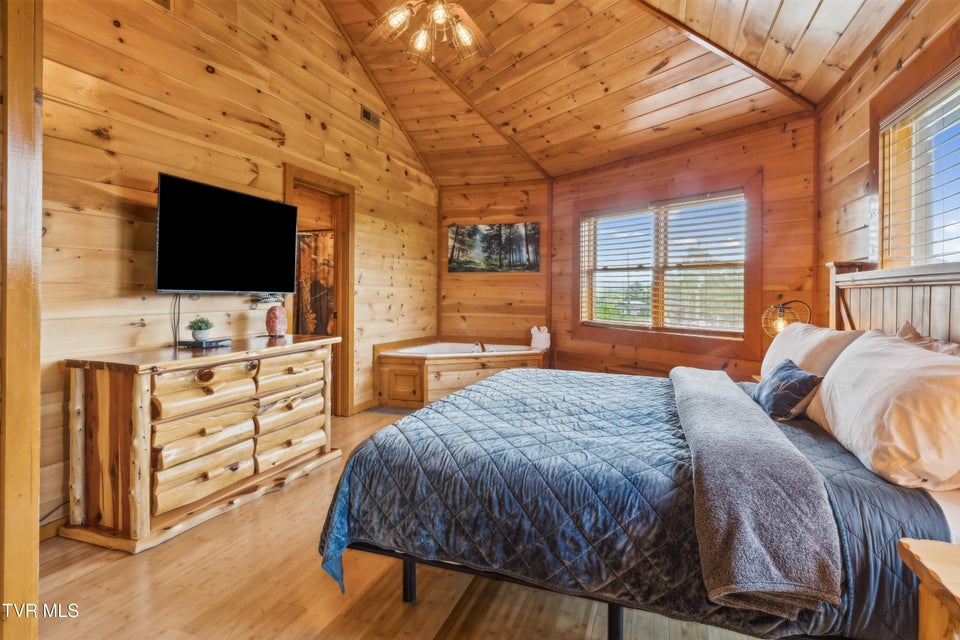 Photo #29: 2083 Kerr Rd 