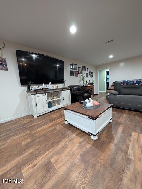 Photo #6: 105 London Pvt Drive