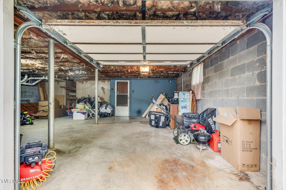 Photo #24: 109 Longwood Road