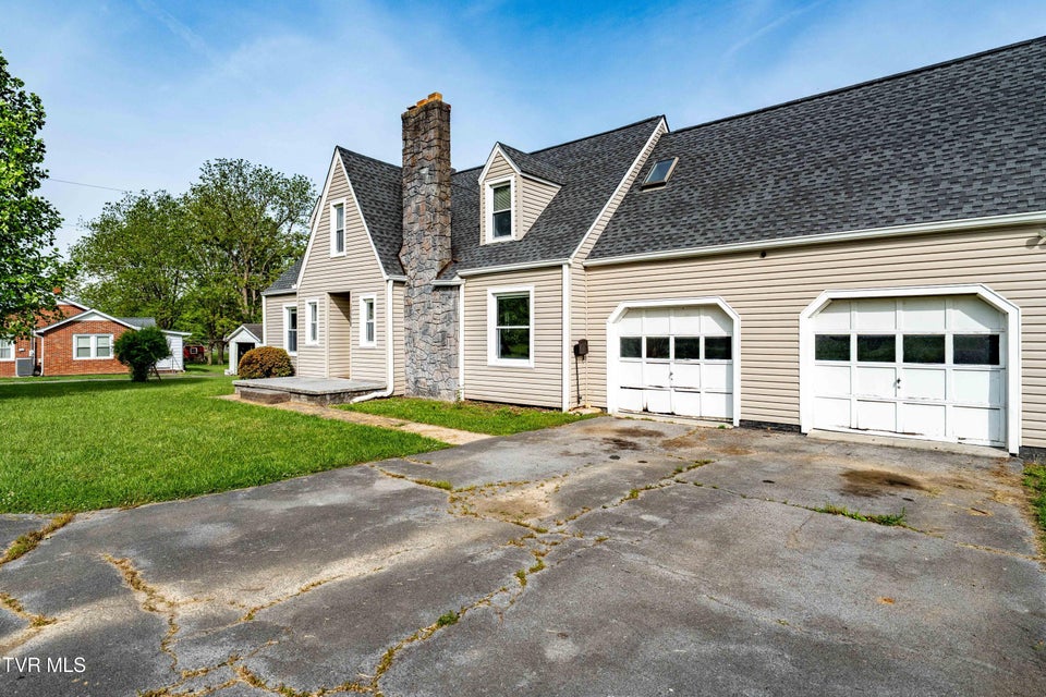 Photo #4: 1058 Smalling Road