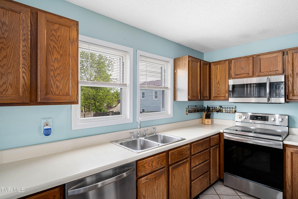 Photo #17: 1058 Smalling Road