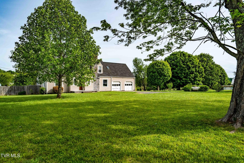 Photo #56: 1058 Smalling Road