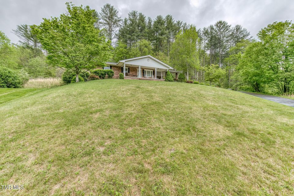 Photo #11: 953 Hubert Taylor Road