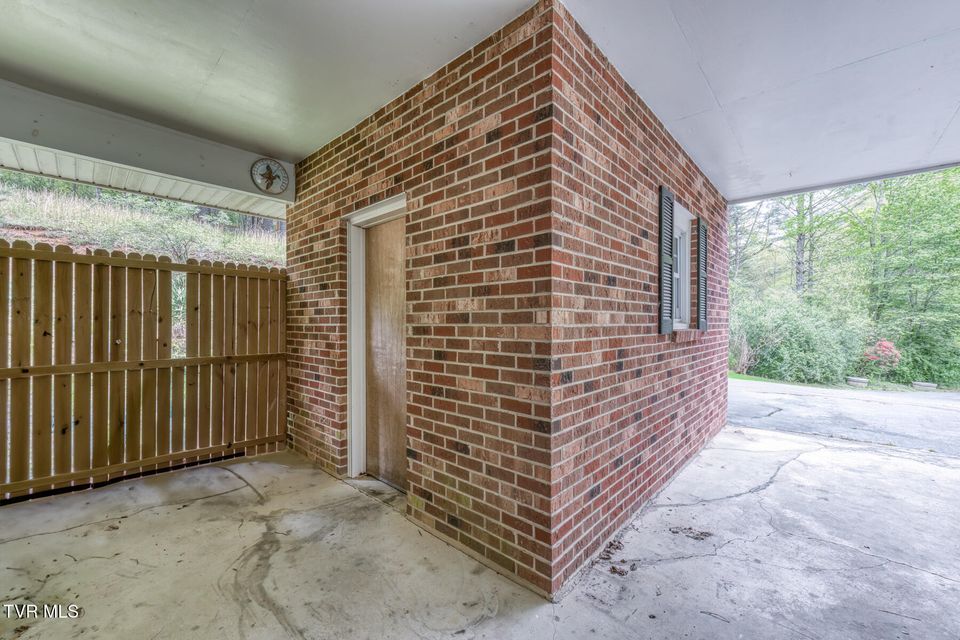 Photo #32: 953 Hubert Taylor Road