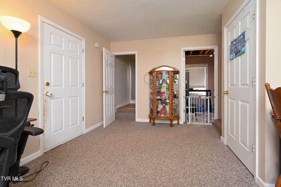 Photo #27: 1401 Colony Circle