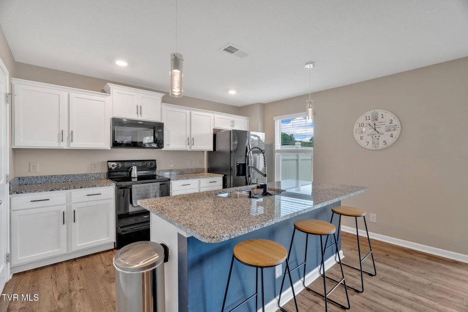 Photo #13: 2927 Southbridge Road