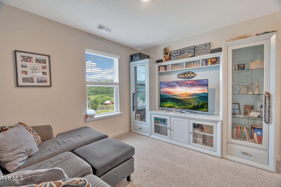 Photo #23: 2927 Southbridge Road