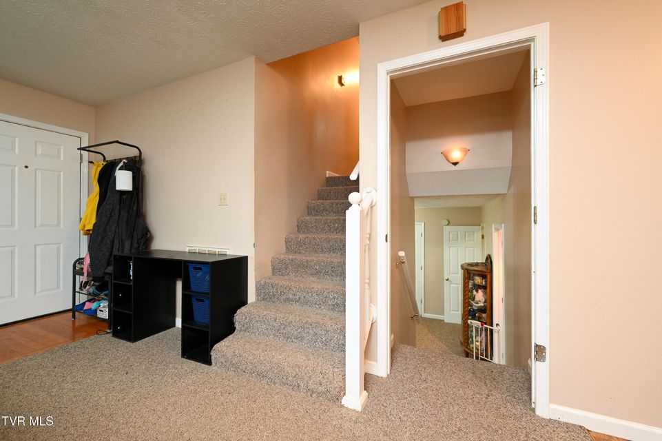 Photo #12: 1401 Colony Circle