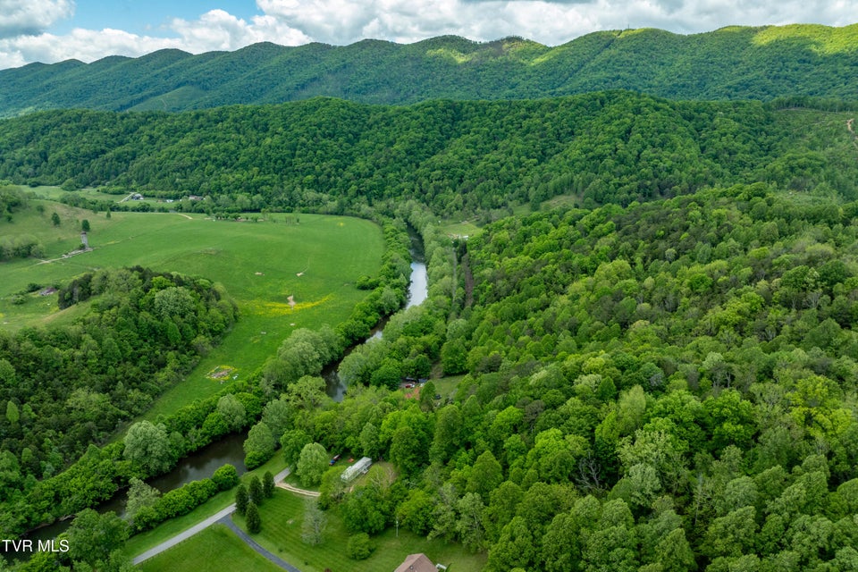 Photo #8: 4383 Swinging Bridge Road Road