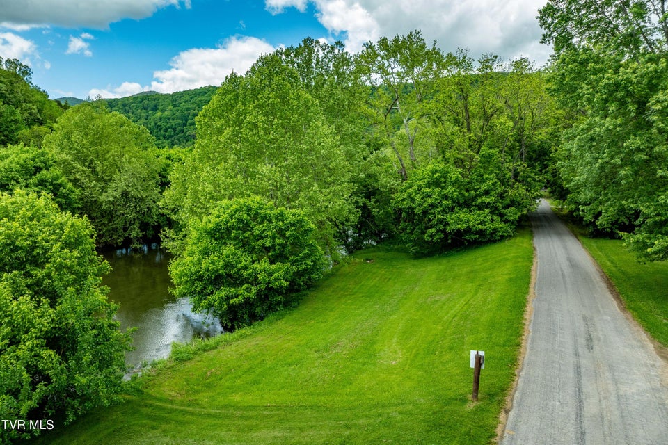 Photo #15: 4383 Swinging Bridge Road Road