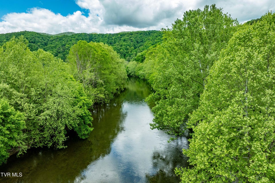 Photo #16: 4383 Swinging Bridge Road Road