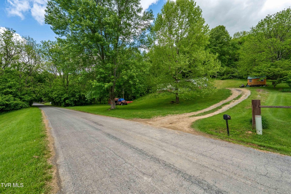 Photo #34: 4383 Swinging Bridge Road Road