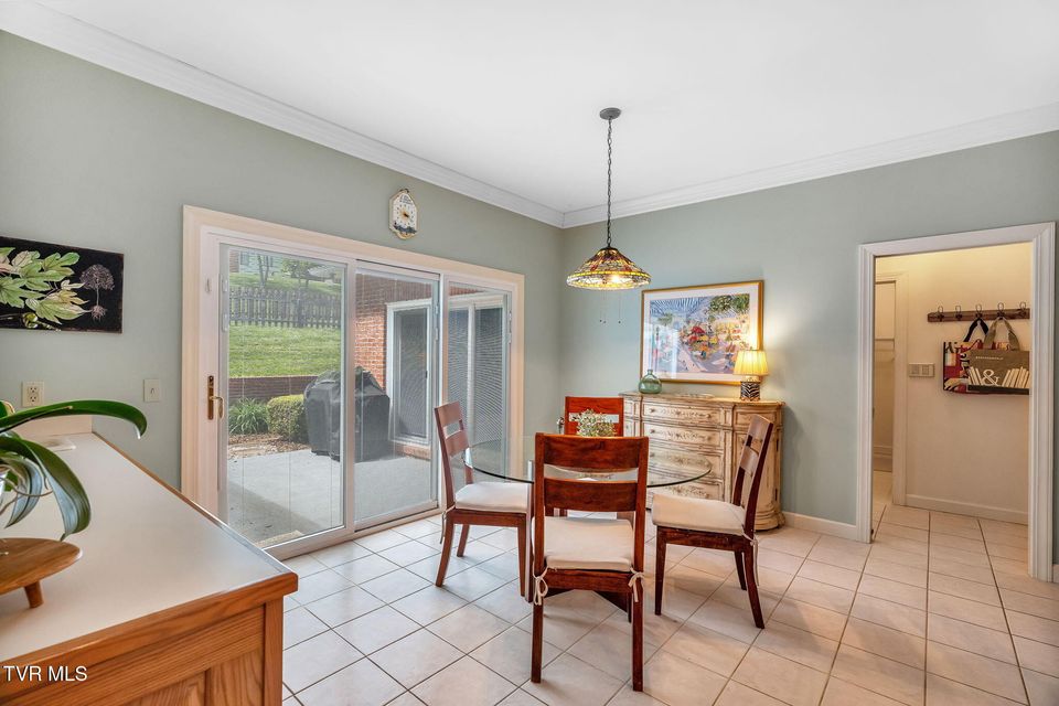 Photo #12: 4 Roundtree Court
