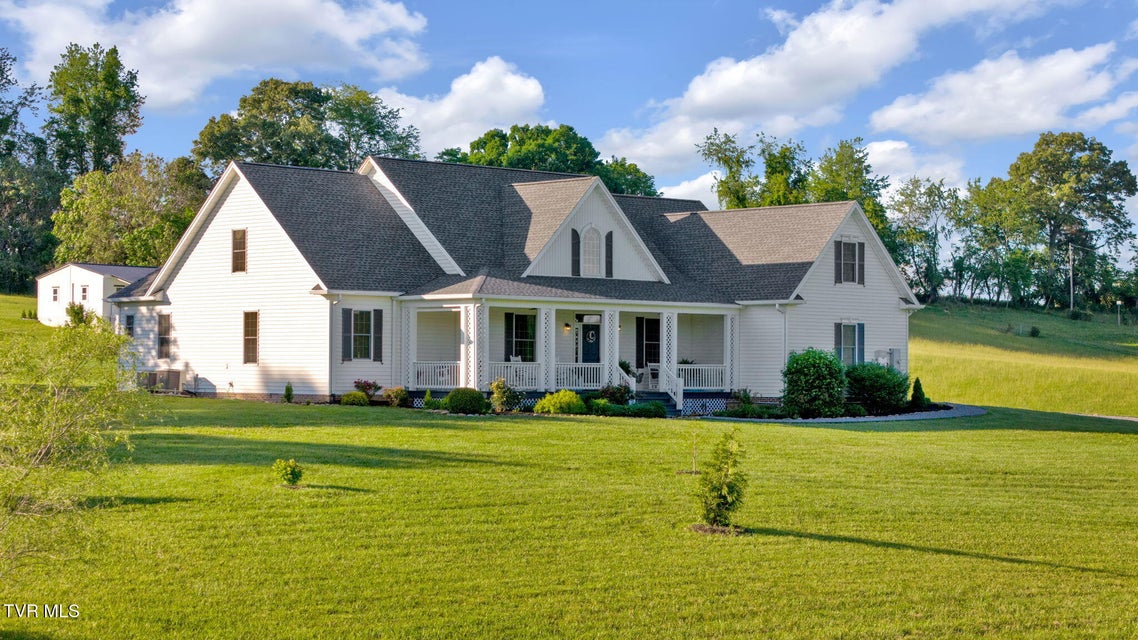 Photo #2: 1905 Martin Road