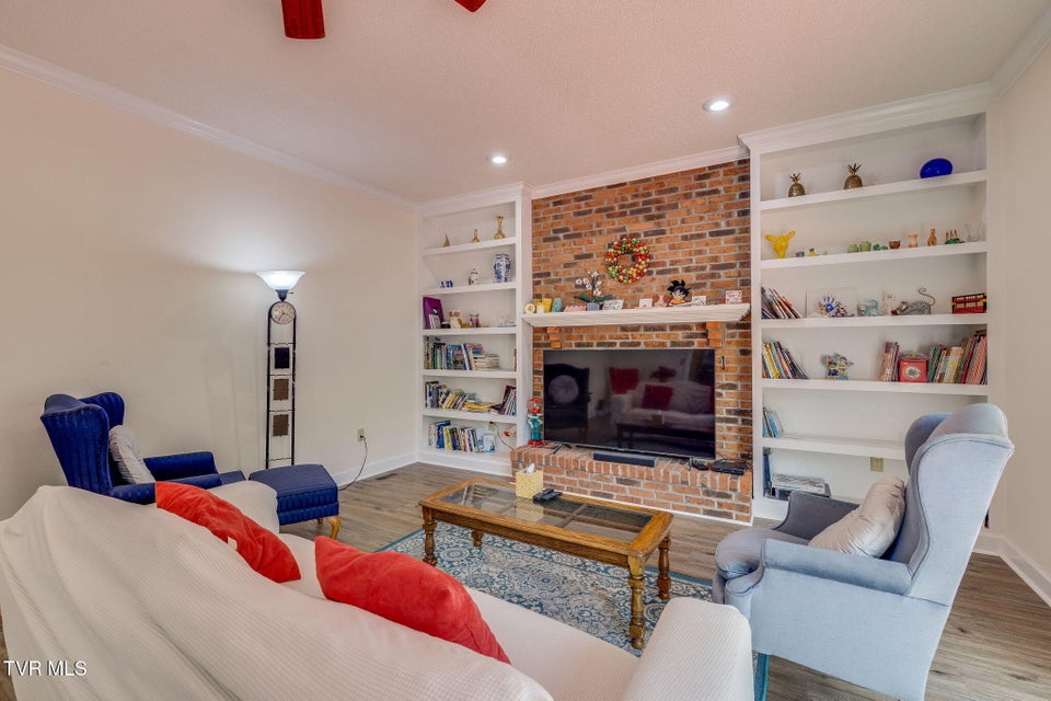 Photo #10: 3502 Bondwood Circle