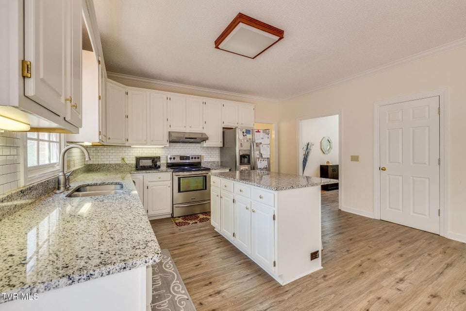 Photo #14: 3502 Bondwood Circle