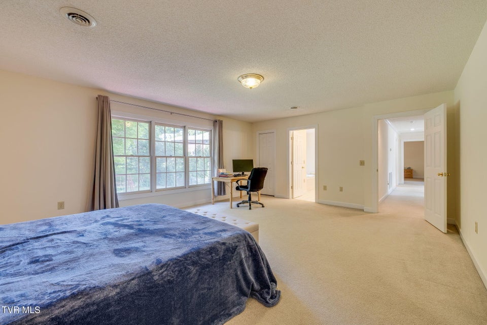 Photo #25: 3502 Bondwood Circle