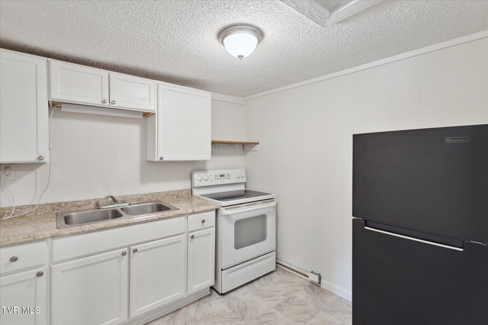 Photo #38: 2504 Fort Henry Drive