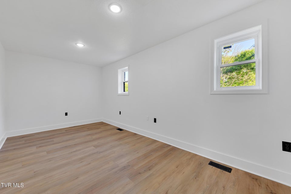 Photo #50: 120 Brookfield Drive