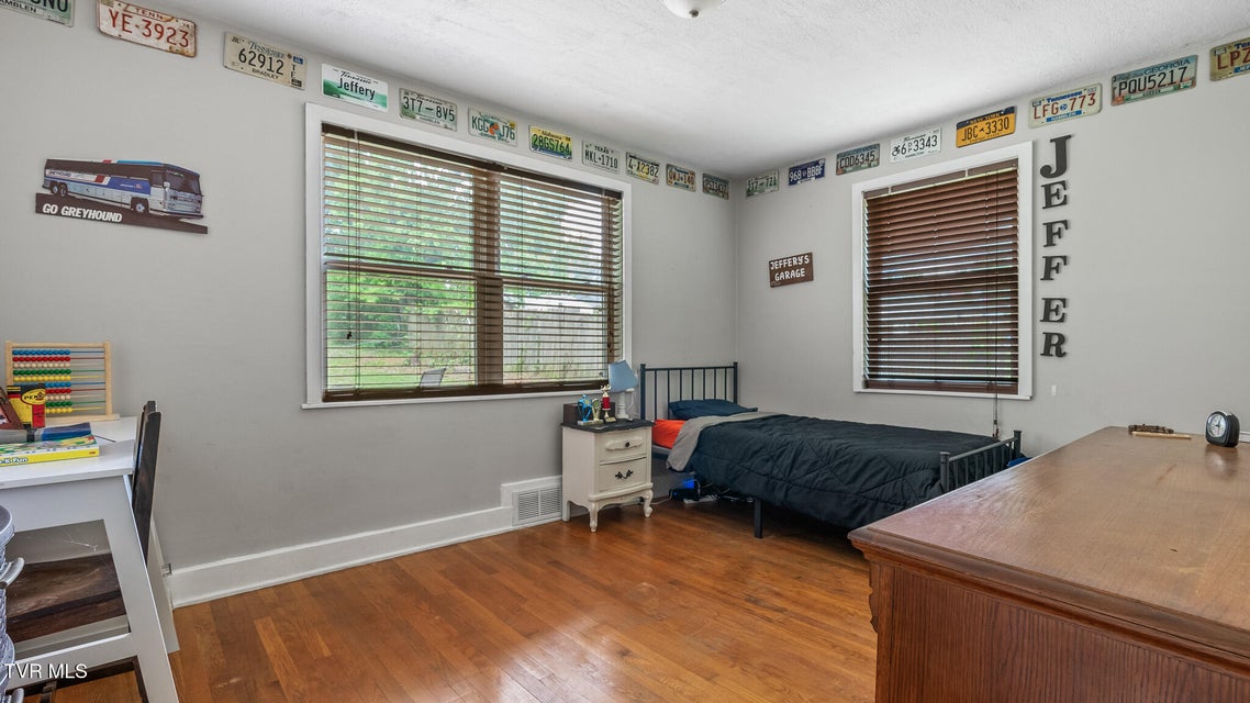Photo #16: 911 2nd North Street