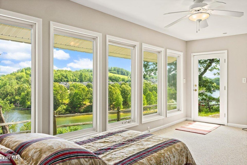 Photo #25: 651 Rangewood Road