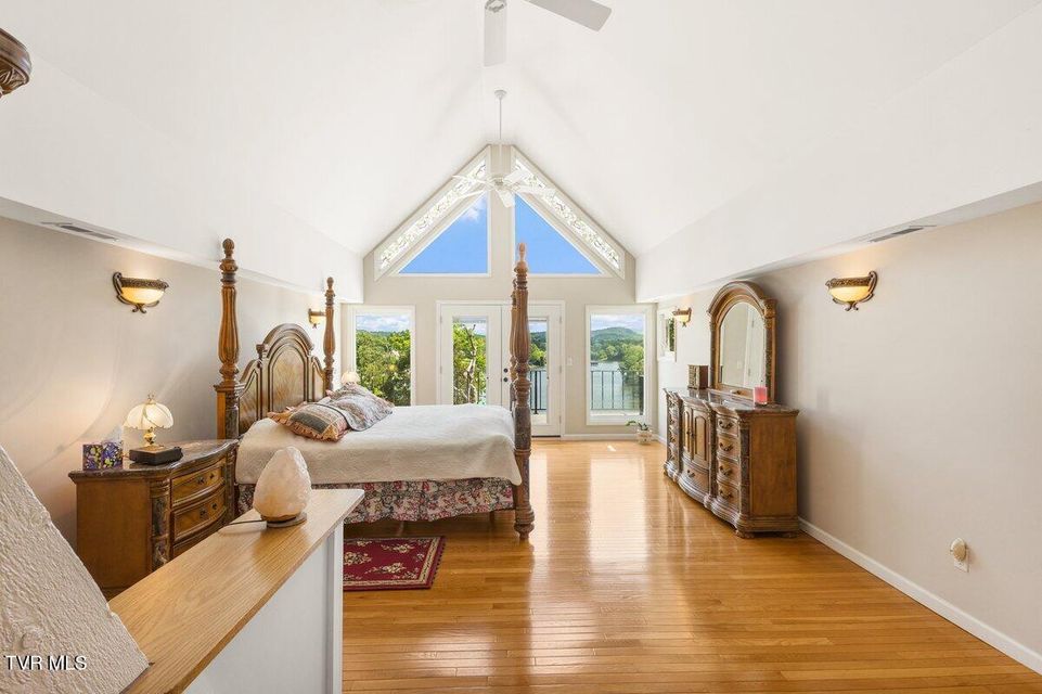 Photo #39: 651 Rangewood Road