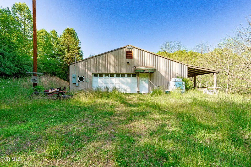Photo #47: 1668 Fowlers Br Road