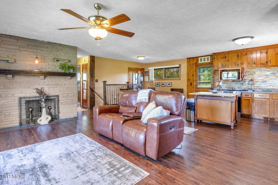 Photo #3: 204 Cloverdale Place