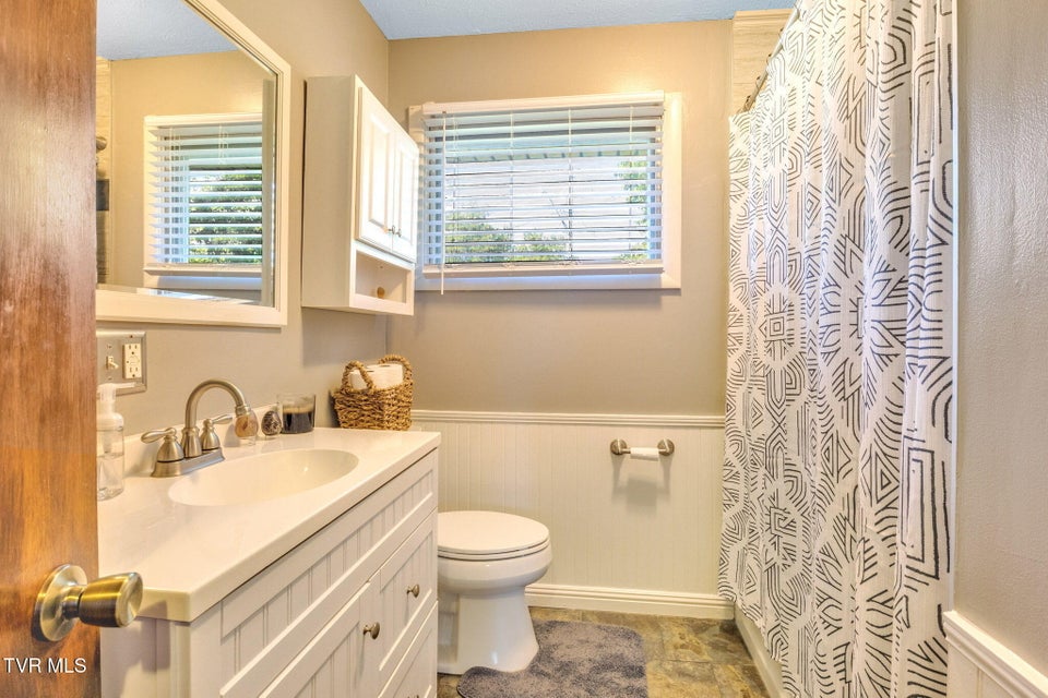 Photo #7: 204 Cloverdale Place