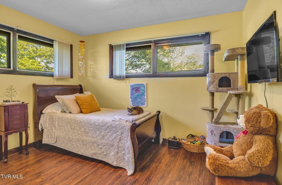 Photo #8: 204 Cloverdale Place