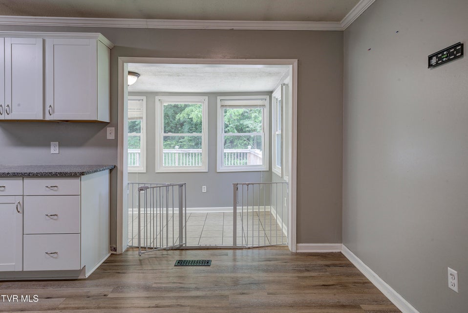 Photo #5: 266 Pine Laurel Circle