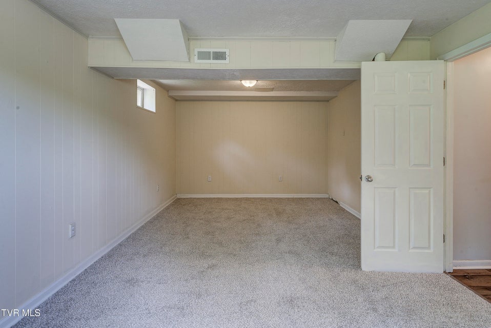 Photo #33: 266 Pine Laurel Circle