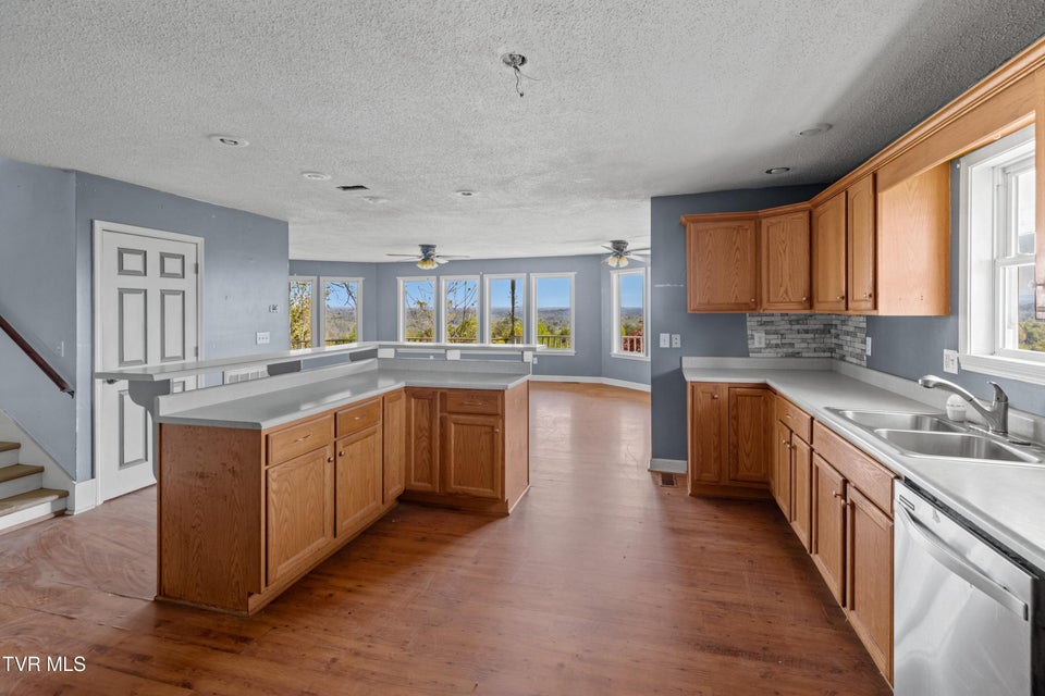 Photo #10: 1480 Foxford Road